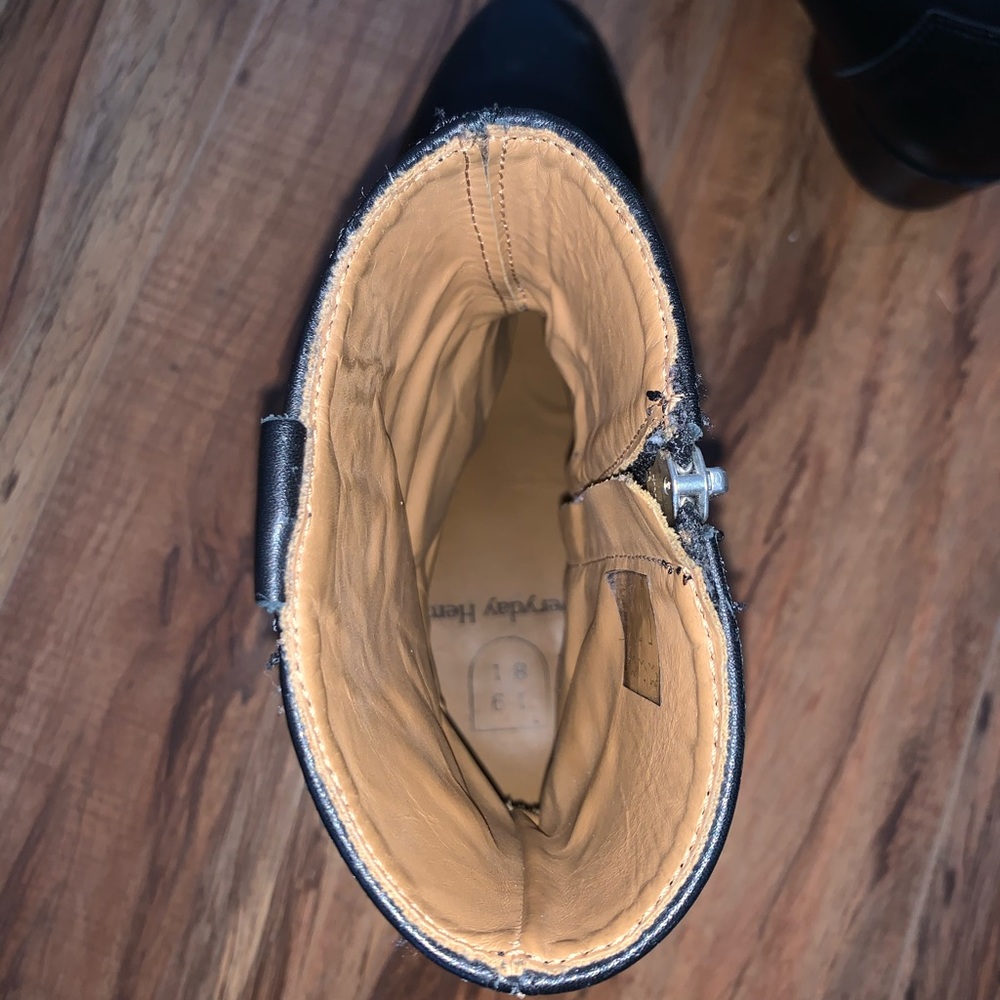 Everyday Hero Zimmerman Boots - Picture 6 of 7
